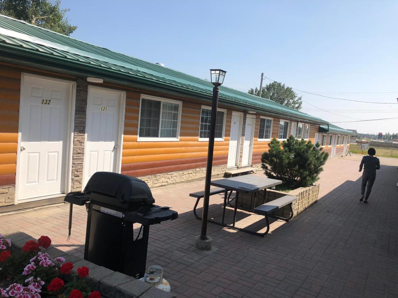 Alpine motel Rocky Mountain House Esterno foto